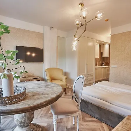 - Lividus 323 Apartman *