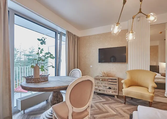 - Lividus 323 * Świnoujście